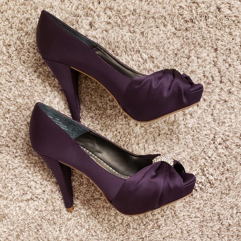 Open Toe Shoes - Picture 3 of 6